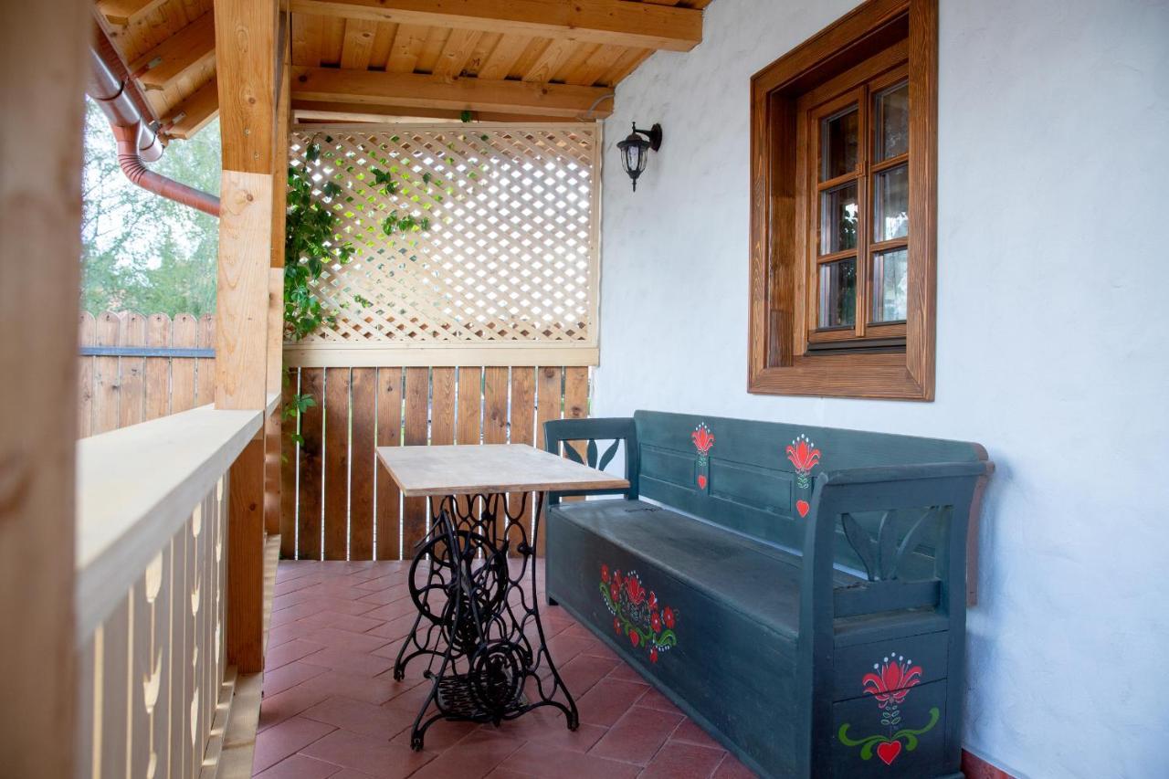 Pepi Vendeghaz - Casa De Oaspeti Pepi Joseni  Екстер'єр фото