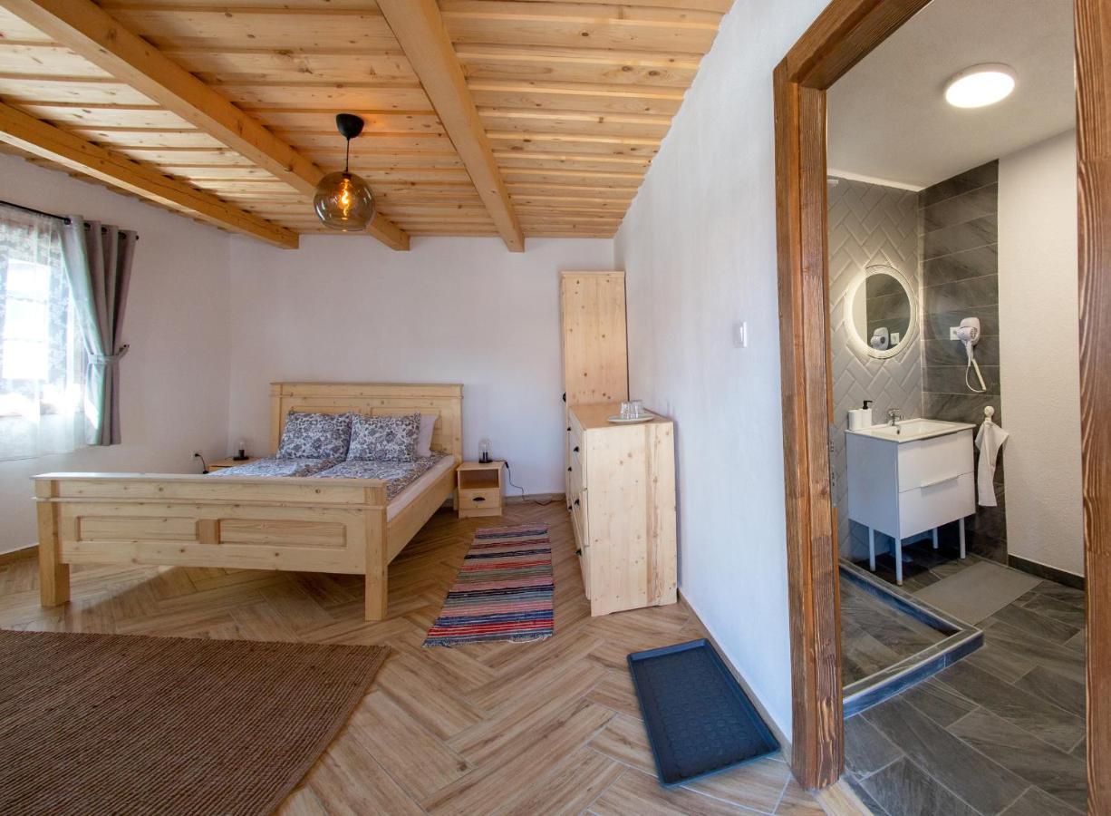 Pepi Vendeghaz - Casa De Oaspeti Pepi Joseni  Екстер'єр фото