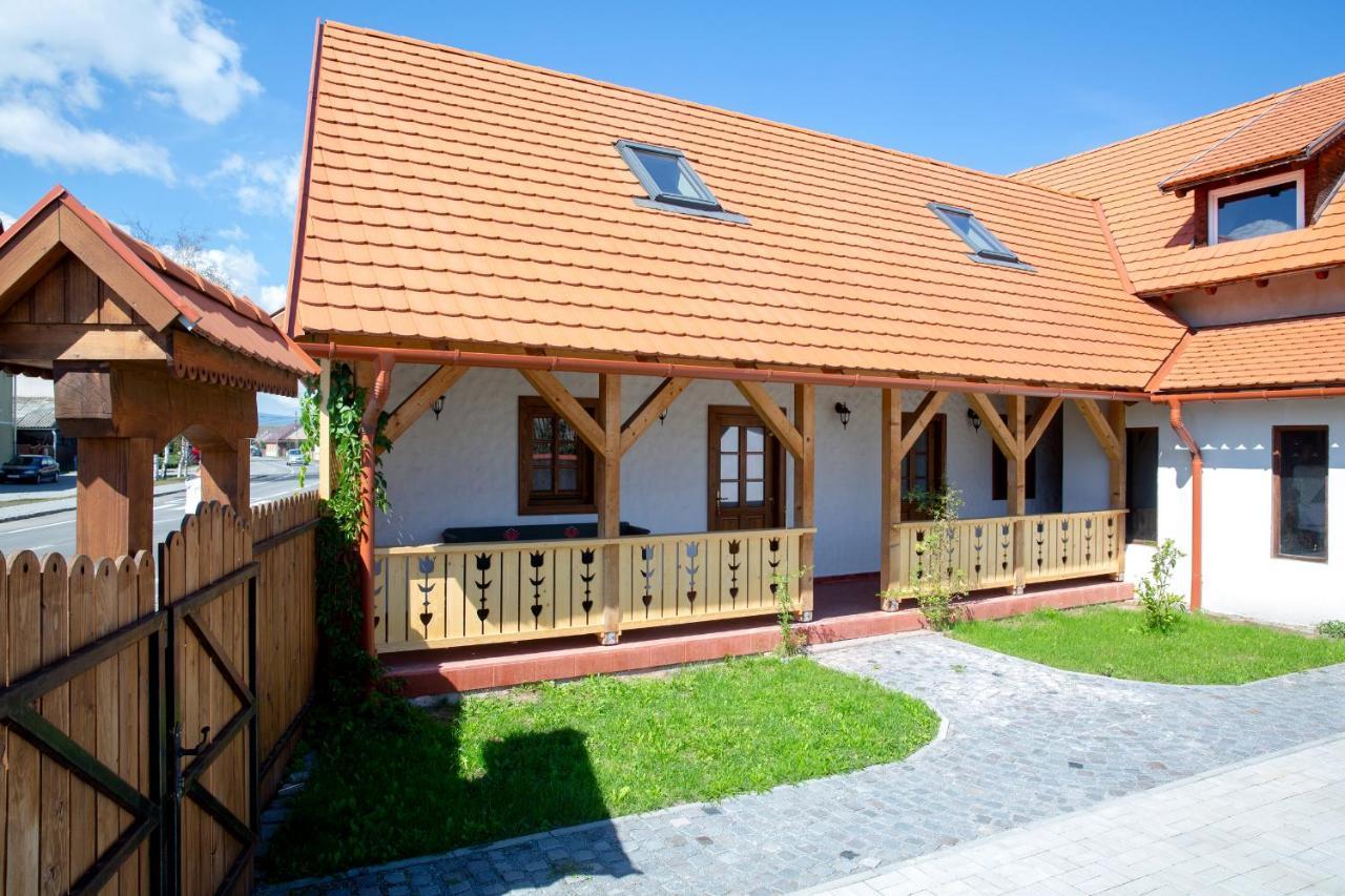 Pepi Vendeghaz - Casa De Oaspeti Pepi Joseni  Екстер'єр фото